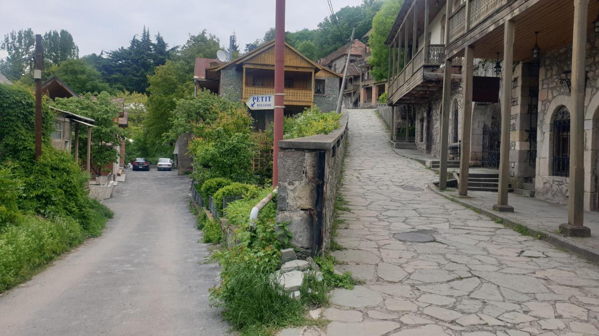 Petit Dilijan Bed and Breakfast Eksteriør billede